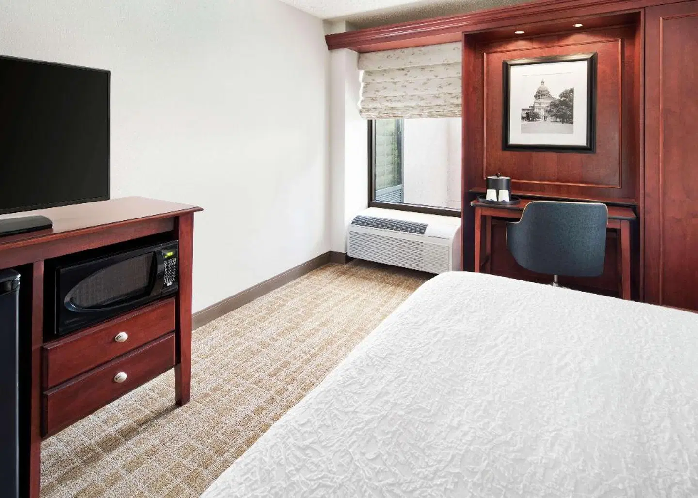 Hampton Inn Austin-North @ I-35 & Hwy 183 ROOM_EXAMPLE