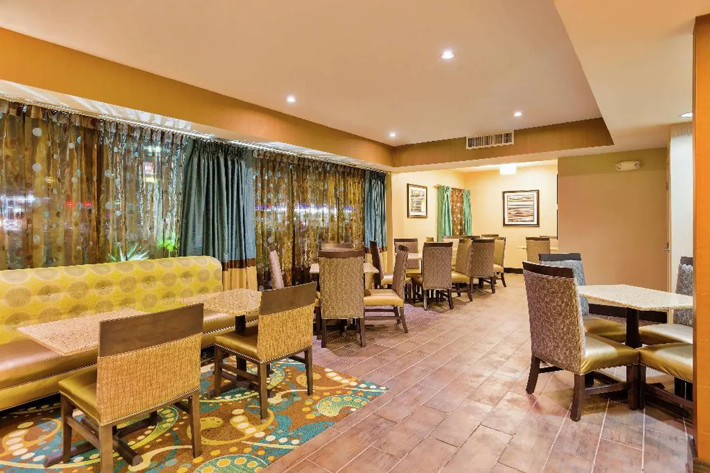 Hampton Inn Bakersfield-Central Restaurant