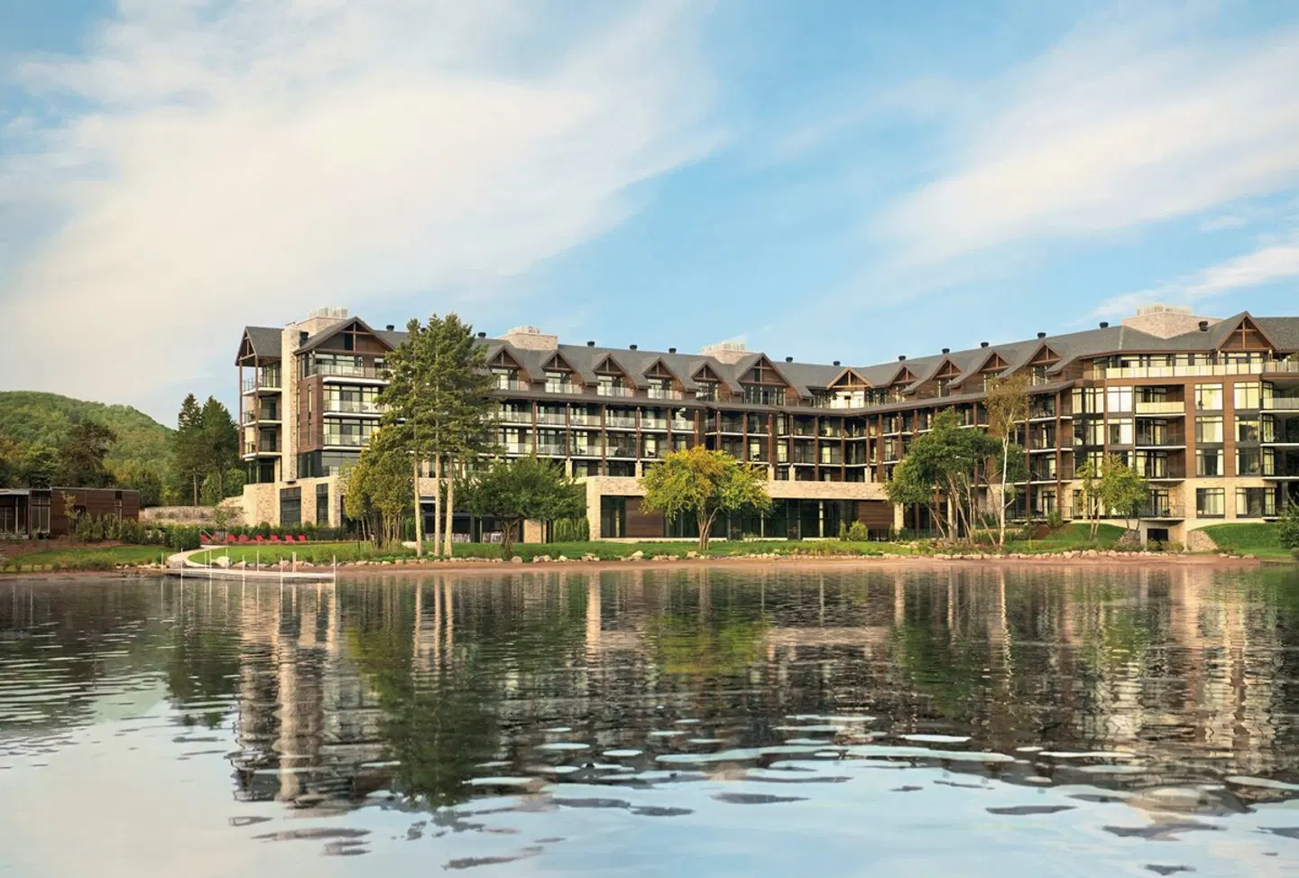 Entourage Sur-le-Lac EXTERIOR