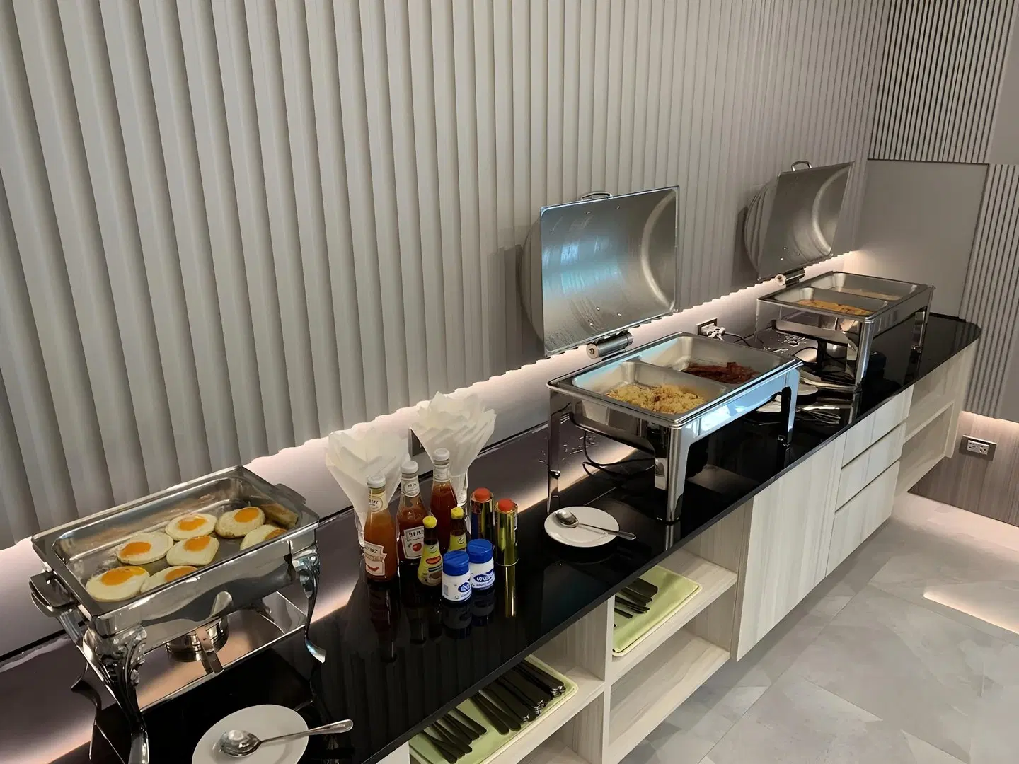 Thana Wisut Hotel (SHA Plus+) Konferenz