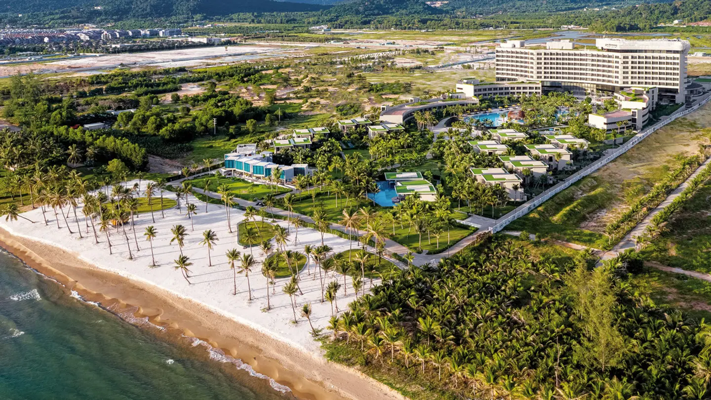 Pullman Phu Quoc Beach Resort EXTERIOR