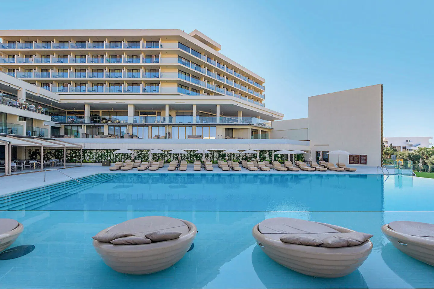 Amarande OUTDOOR_POOL