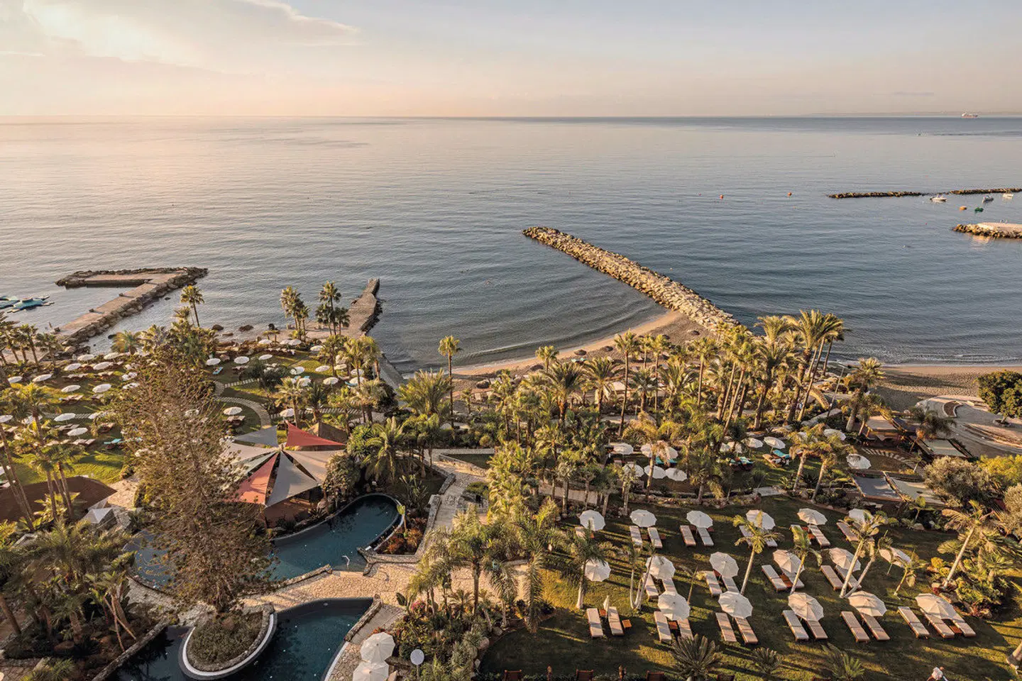 Amathus Beach Hotel Limassol LANDSCAPE