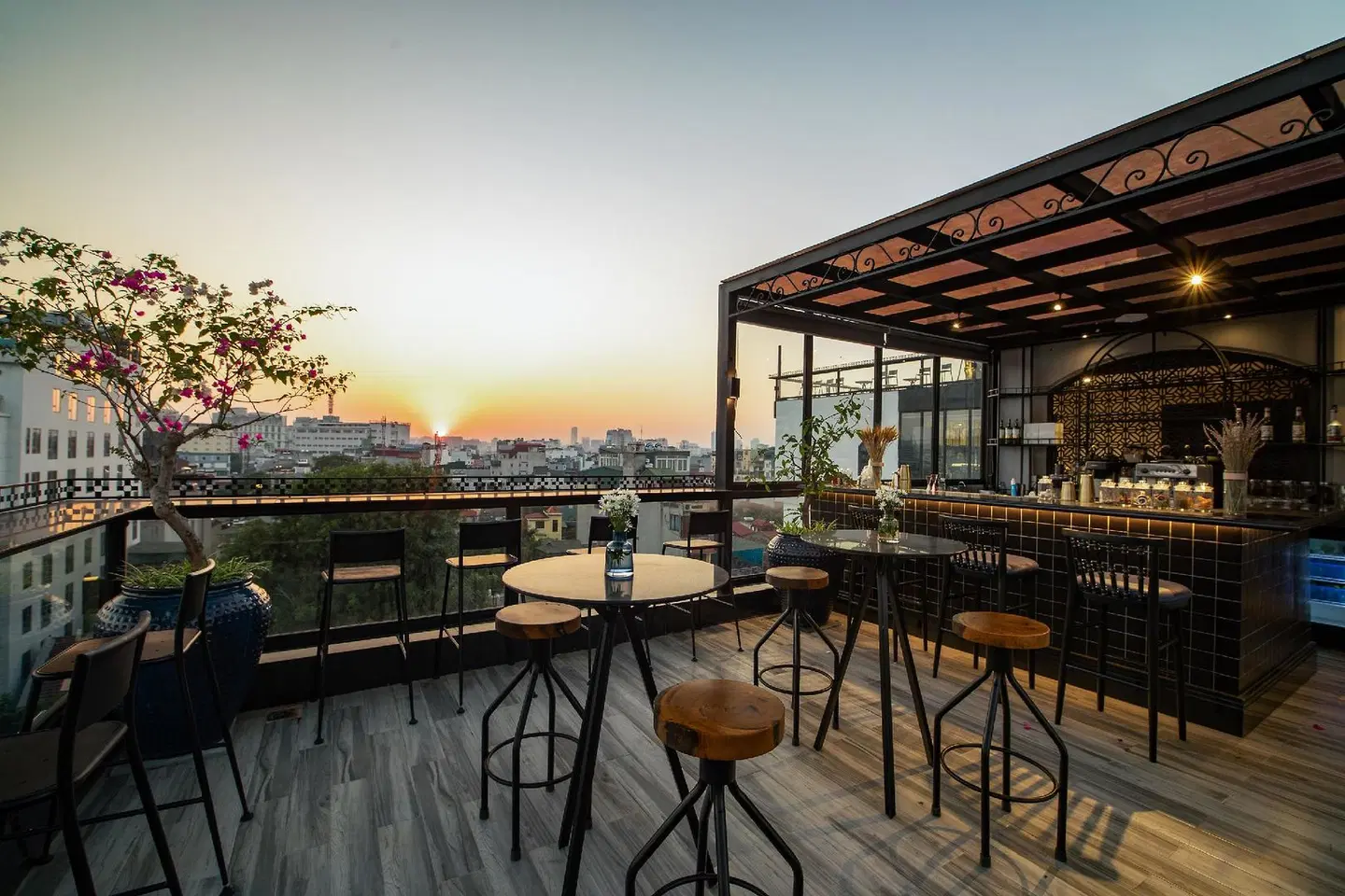 Solaria Hanoi Hotel Terrasse