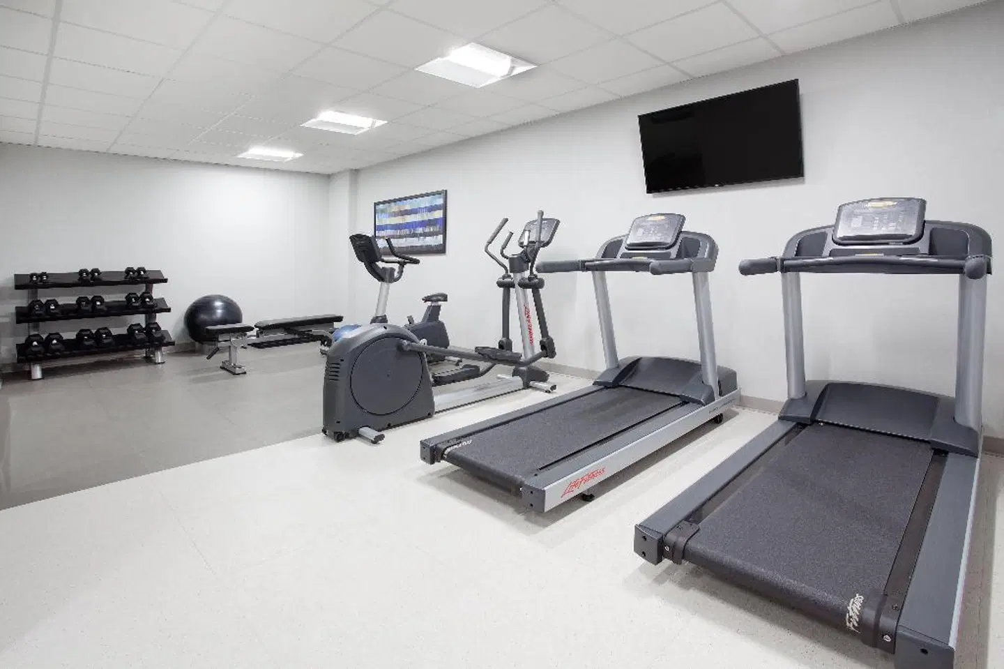 Holiday Inn Ottawa East by IHG SPORTS_AND_LEISURE