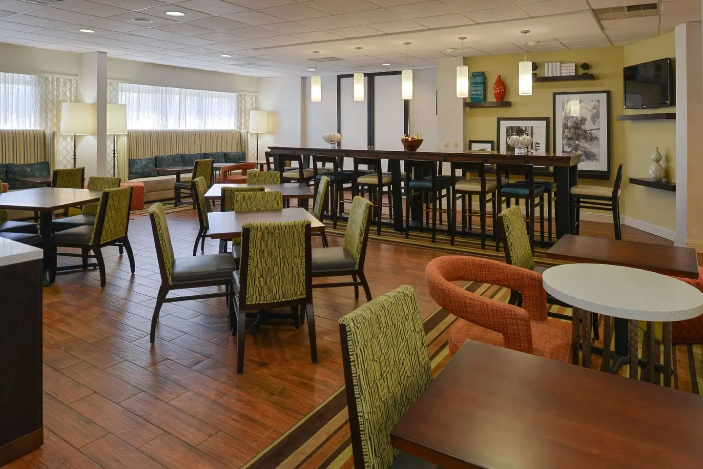 Hampton Inn Carbondale Restaurant