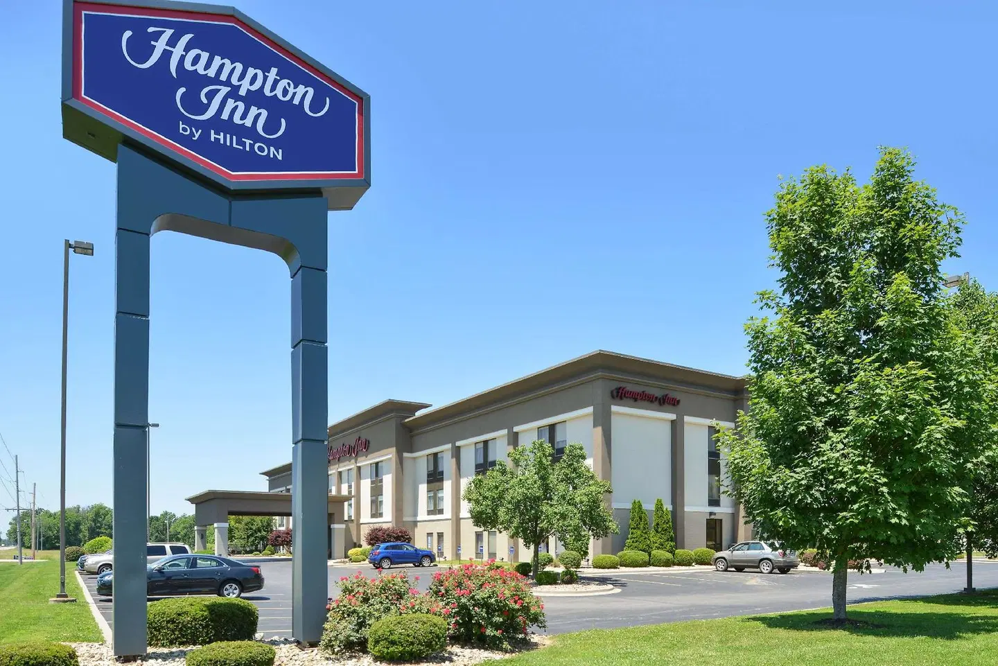 Hampton Inn Carbondale EXTERIOR