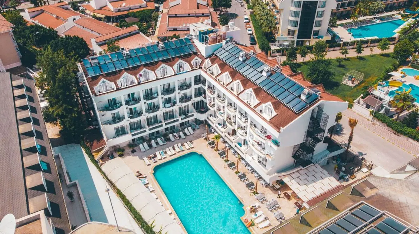 Beso Beach Hotel OUTDOOR_POOL