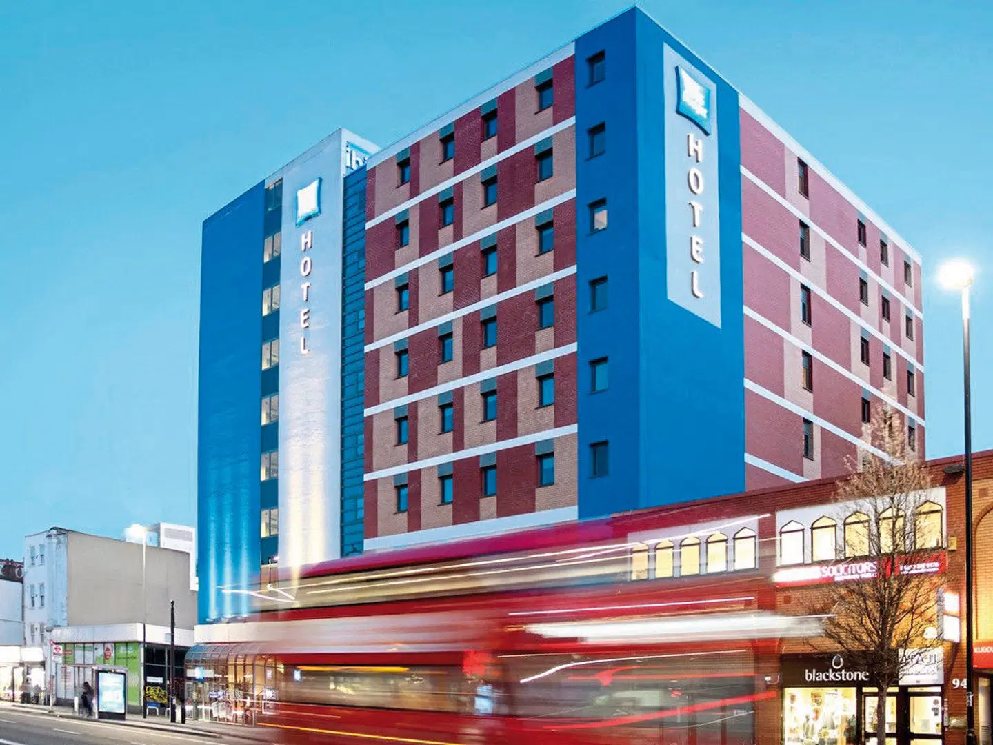 ibis budget London Whitechapel - inkl. Darts WM Tickets EXTERIOR