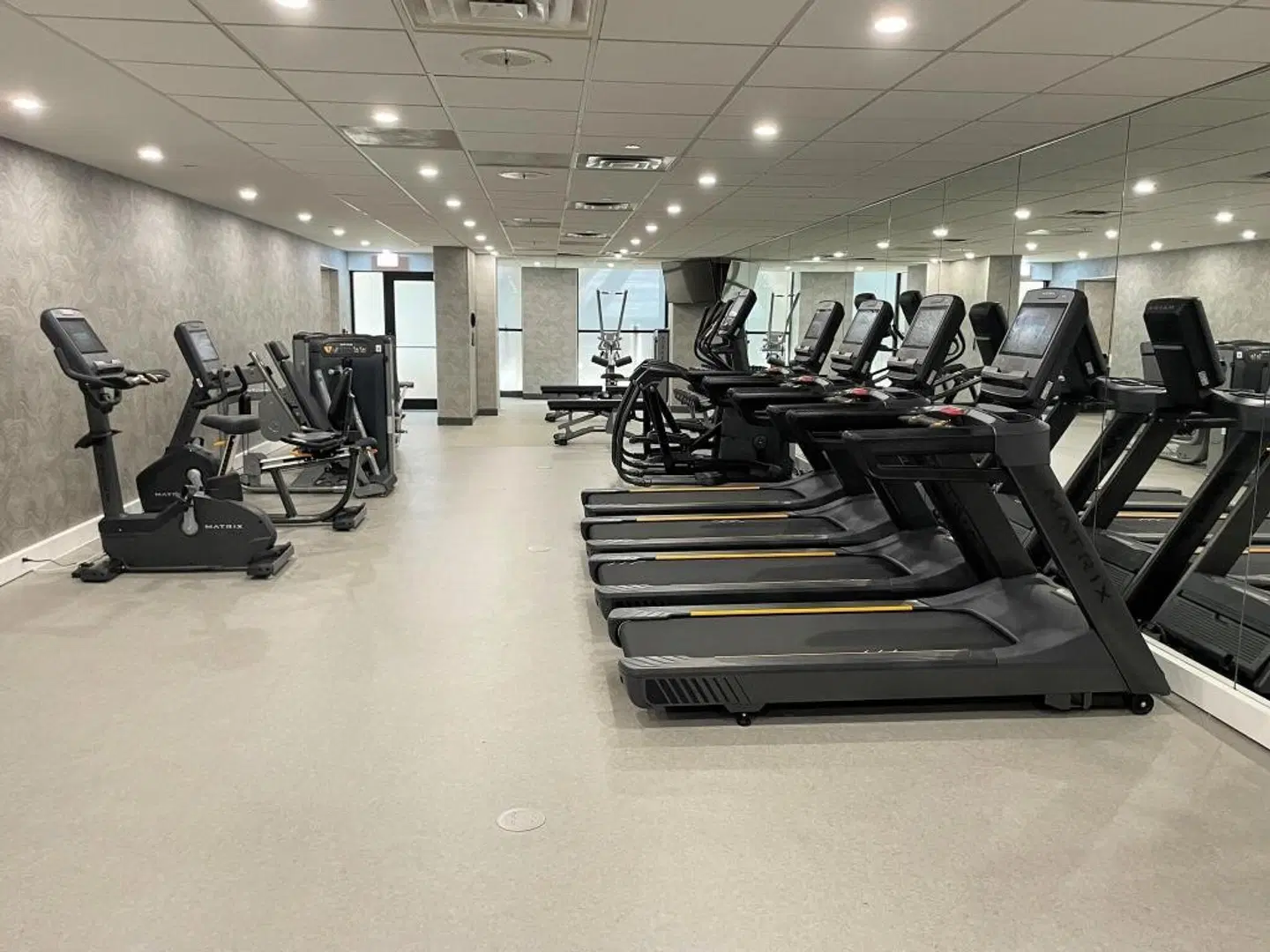 Marriott Chicago Oak Brook SPORTS_AND_LEISURE