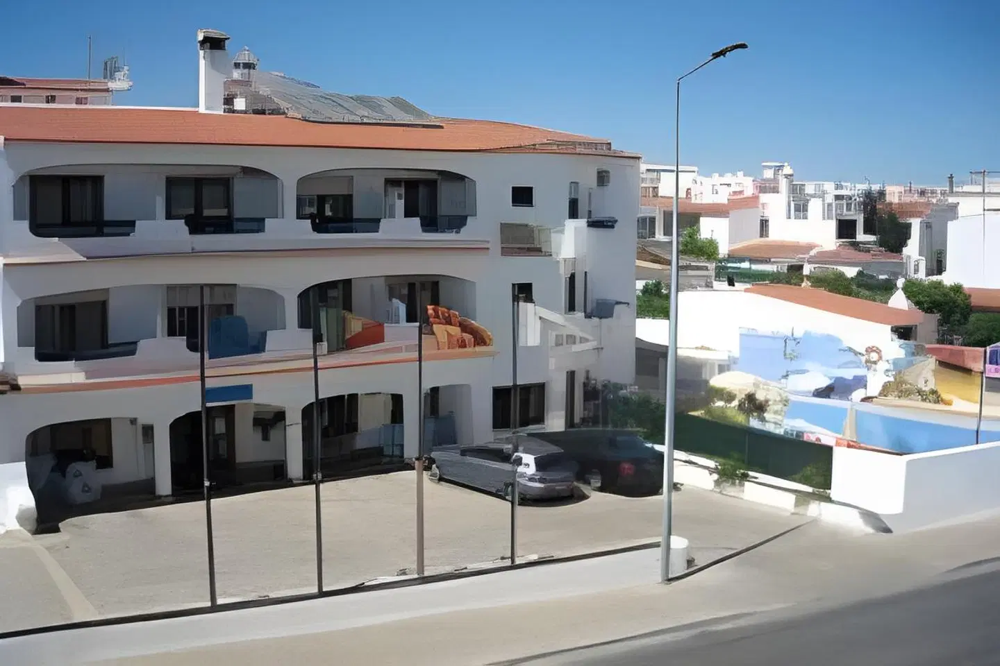 KR Hotel EXTERIOR