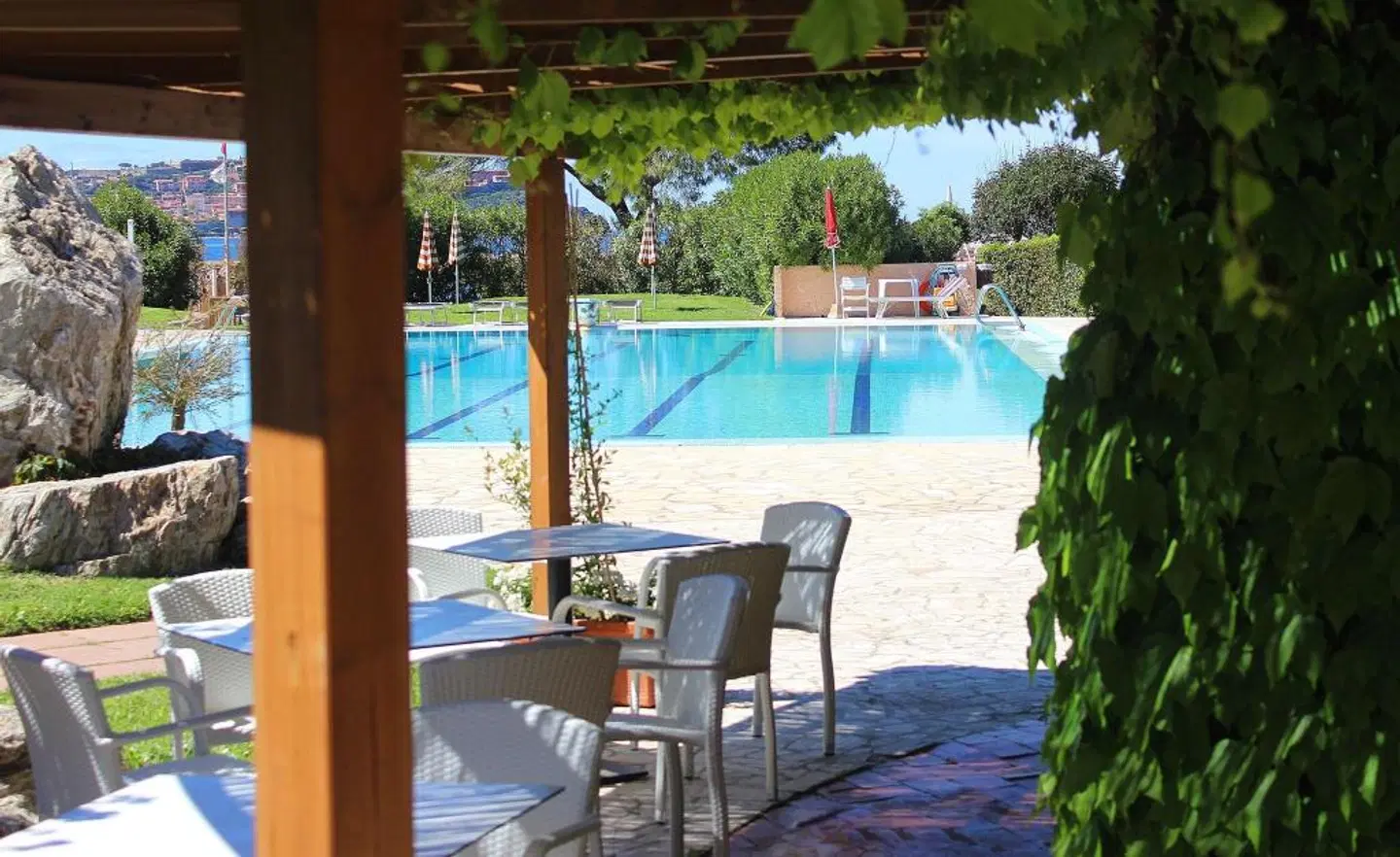 Hotel Fabricia OUTDOOR_POOL