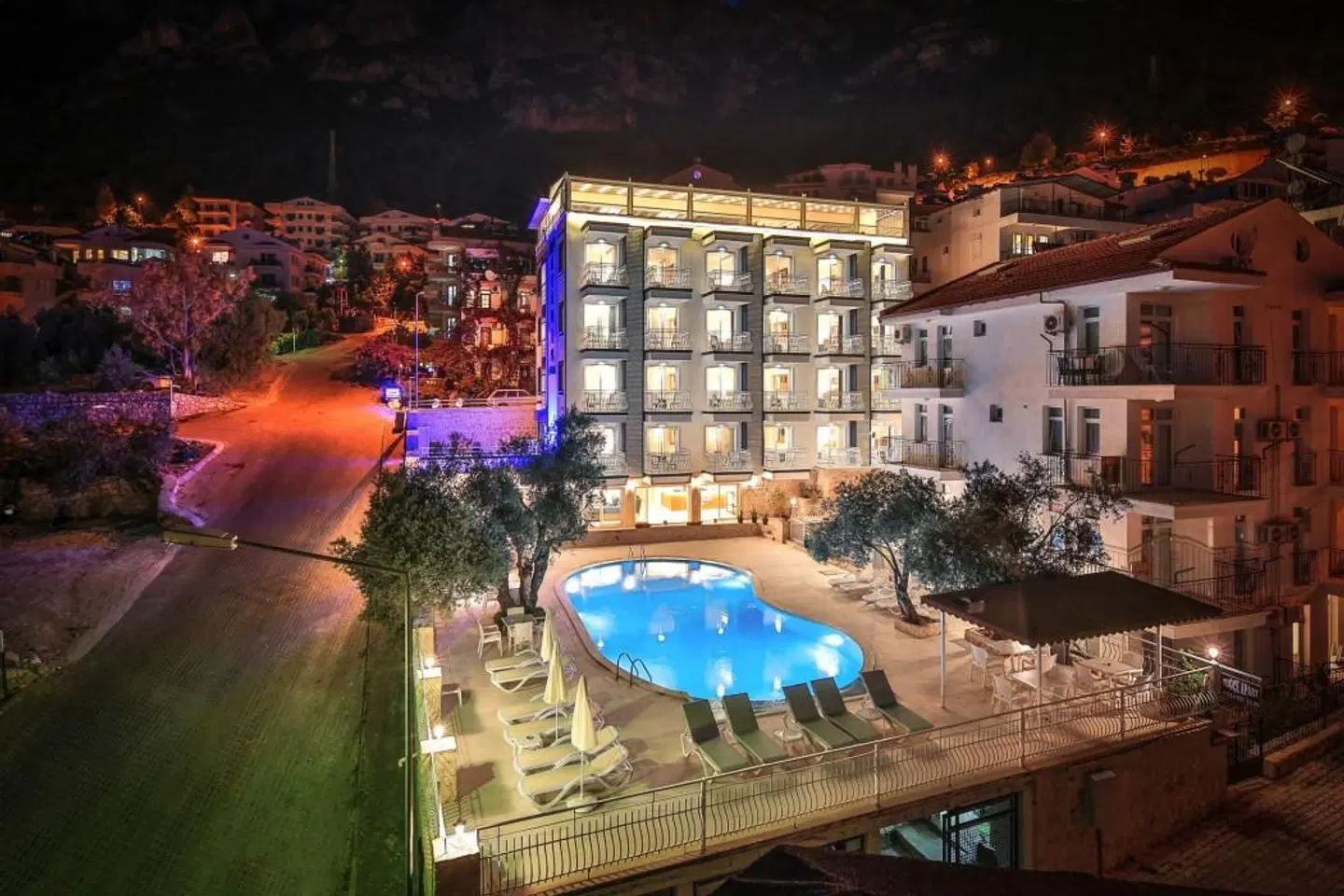 Ka' Artemis Hotel OUTDOOR_POOL