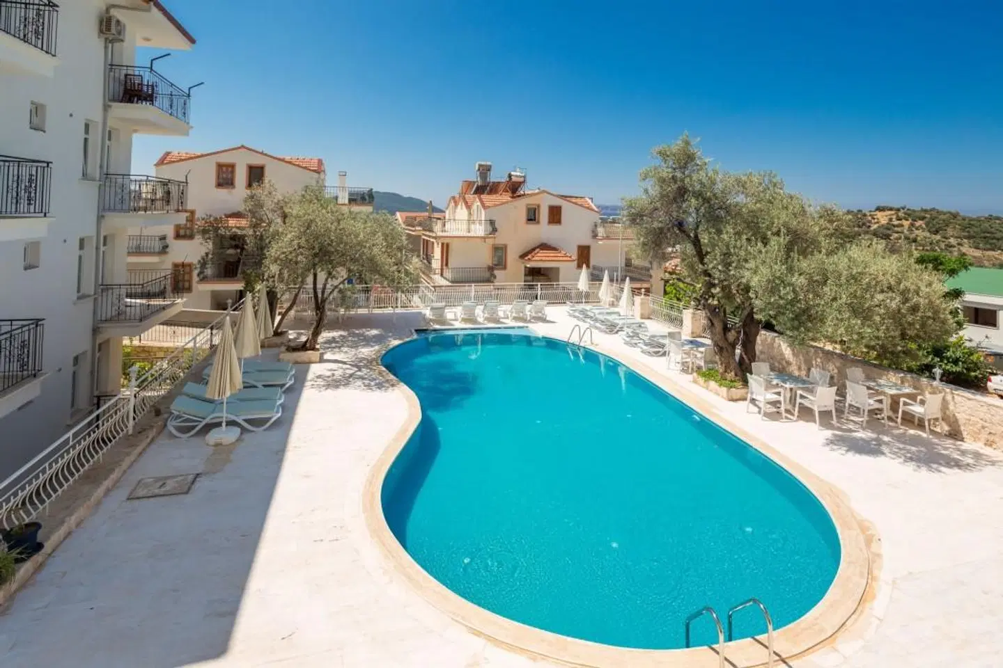 Ka' Artemis Hotel OUTDOOR_POOL