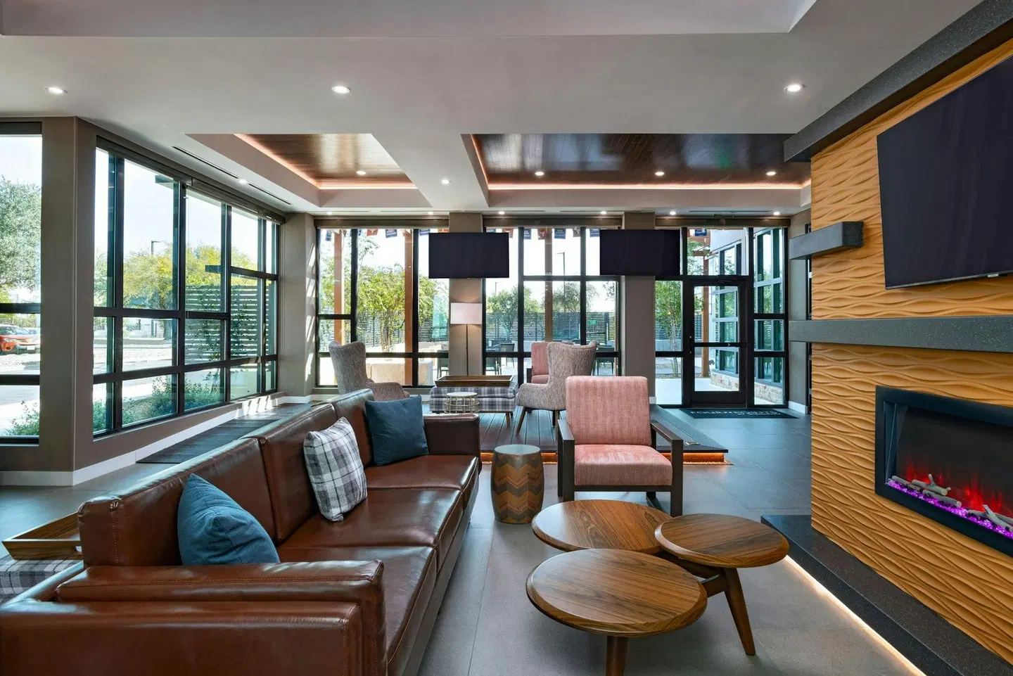 Four Points by Sheraton Austin Airport Bar