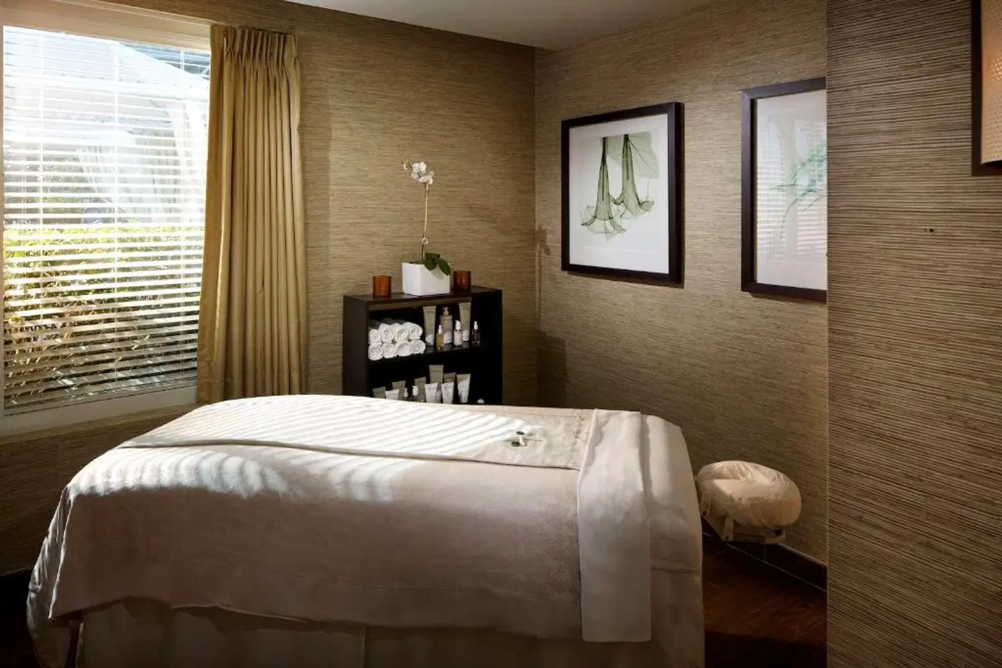 Hilton Fort Lauderdale Beach Resort ROOM_EXAMPLE
