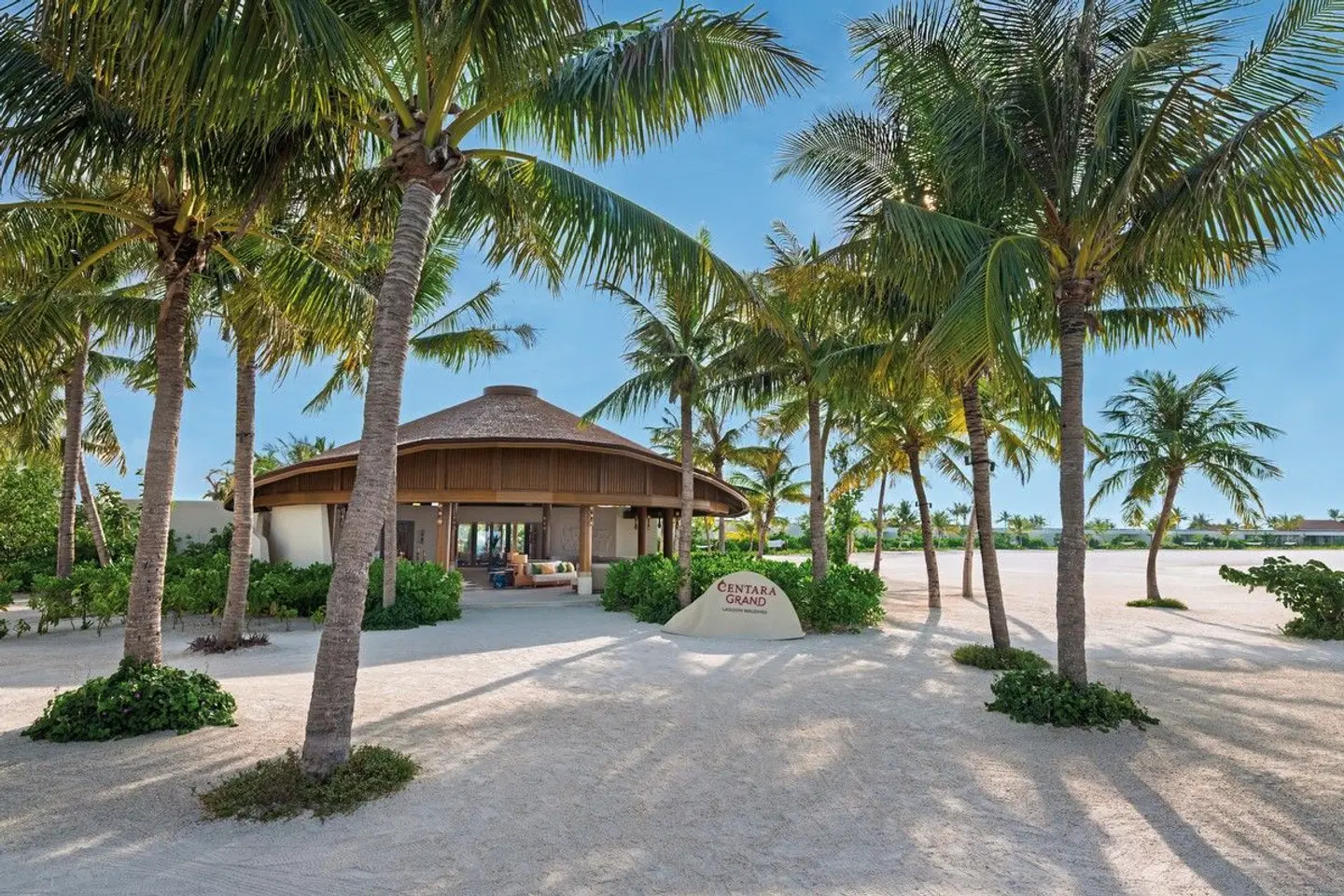 Centara Grand Lagoon Maldives EXTERIOR