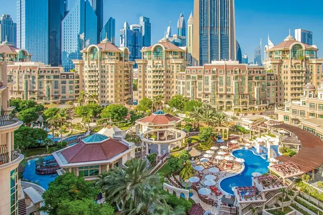 Swissotel Al Murooj Dubai EXTERIOR