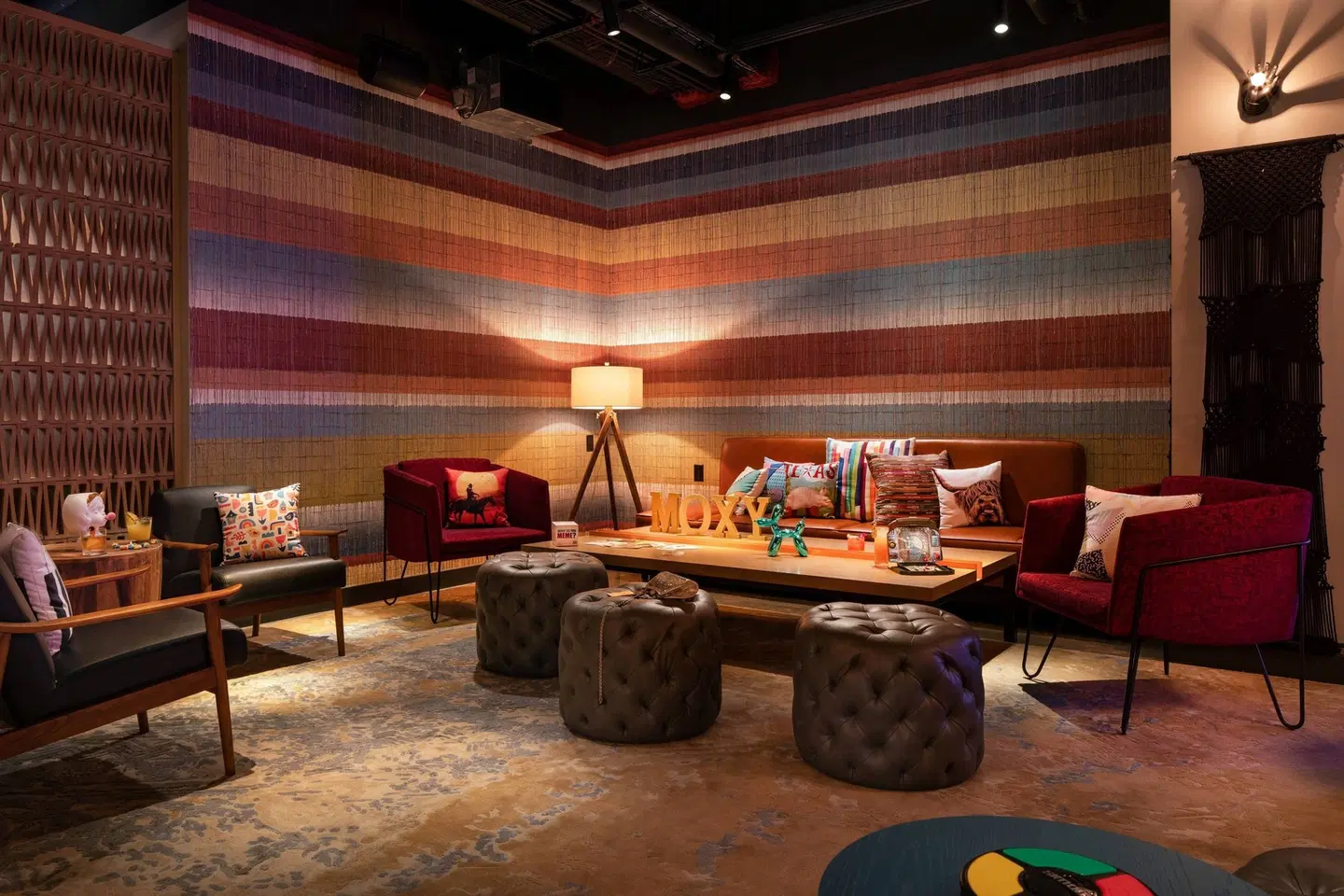 Moxy Austin - University Bar