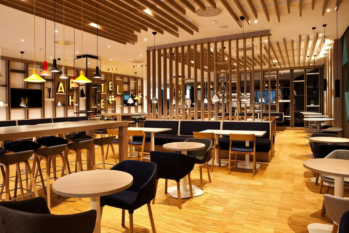 Holiday Inn Express Göppingen by IHG Bar