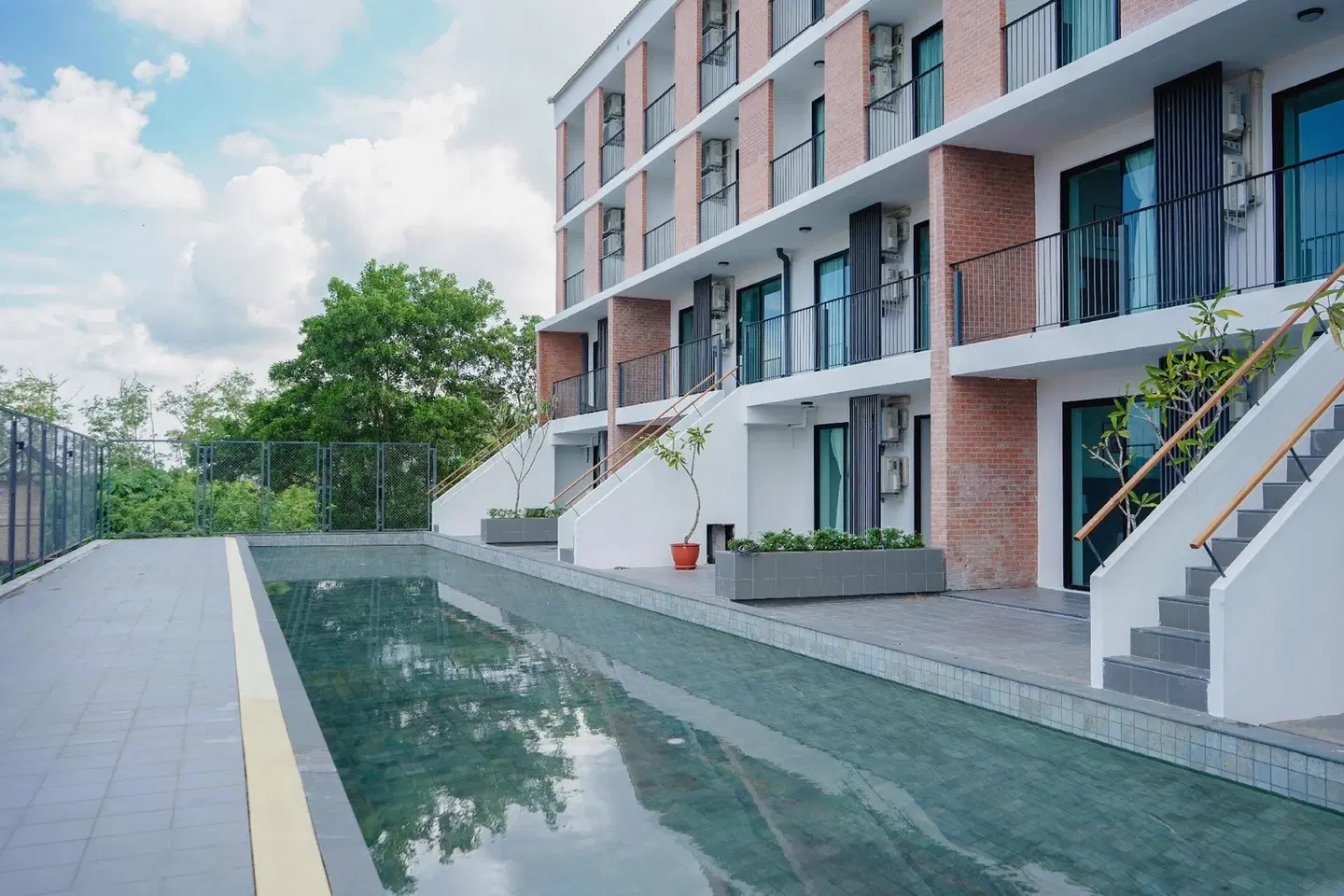 Marina House MUAYTHAI Ta-iad Phuket OUTDOOR_POOL