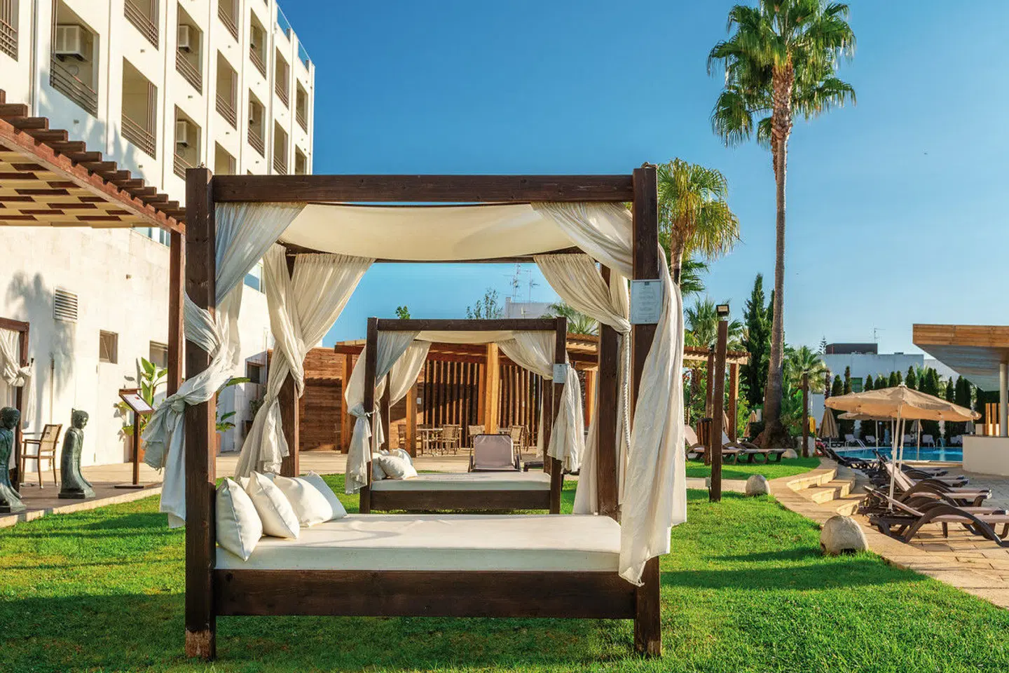 AP Maria Nova Lounge EXTERIOR