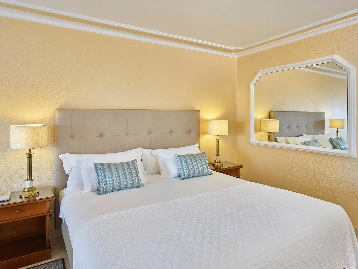 Ria Park Garden Hotel ROOM_EXAMPLE