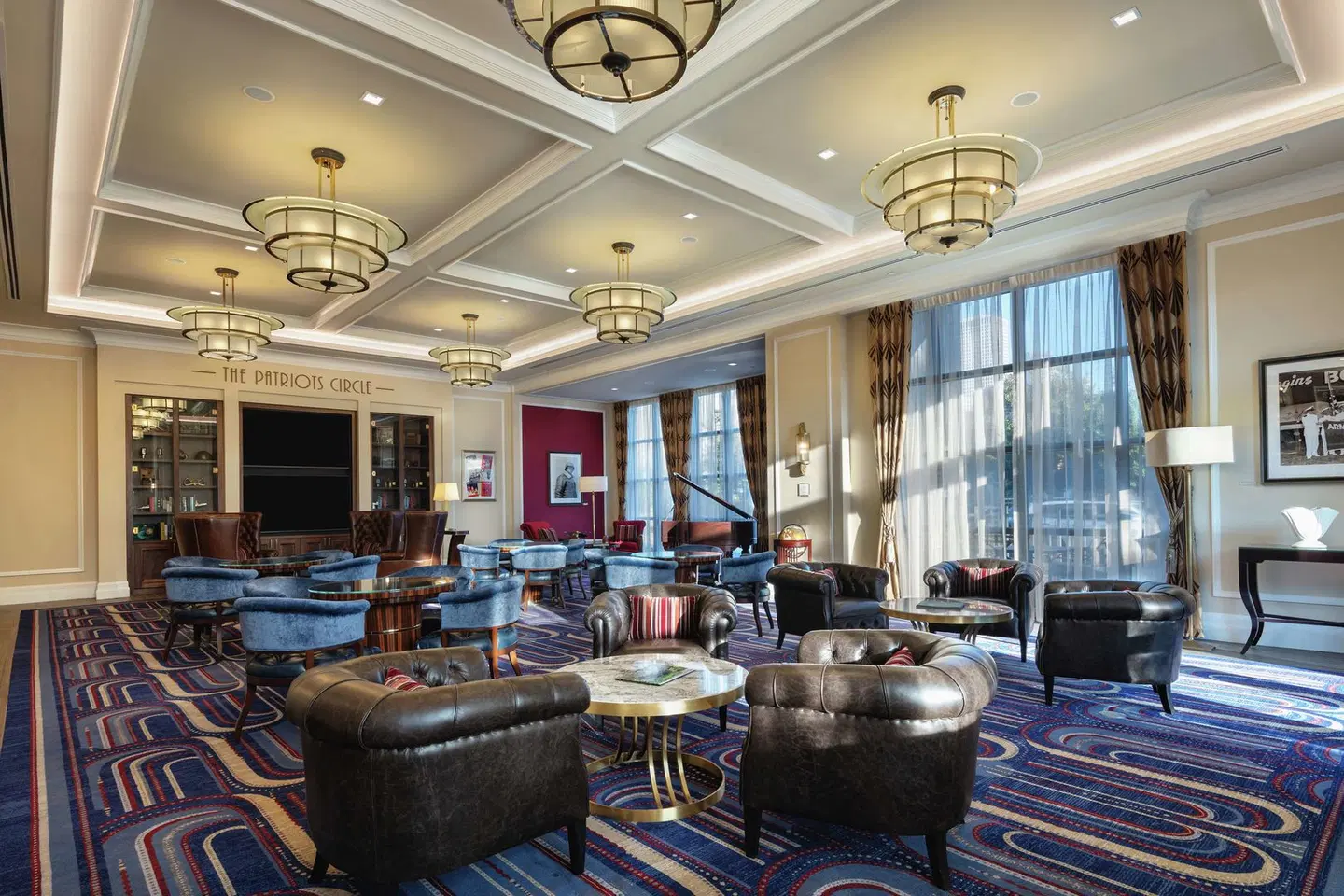 The Higgins Hotel New Orleans, Curio Collection By Hilton LOUNGE_LOBBY