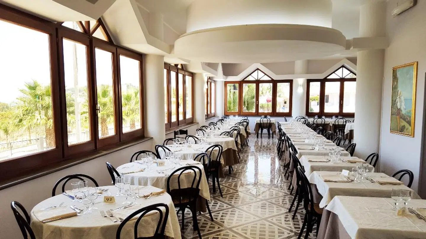 Hotel Baia del Capo Konferenz