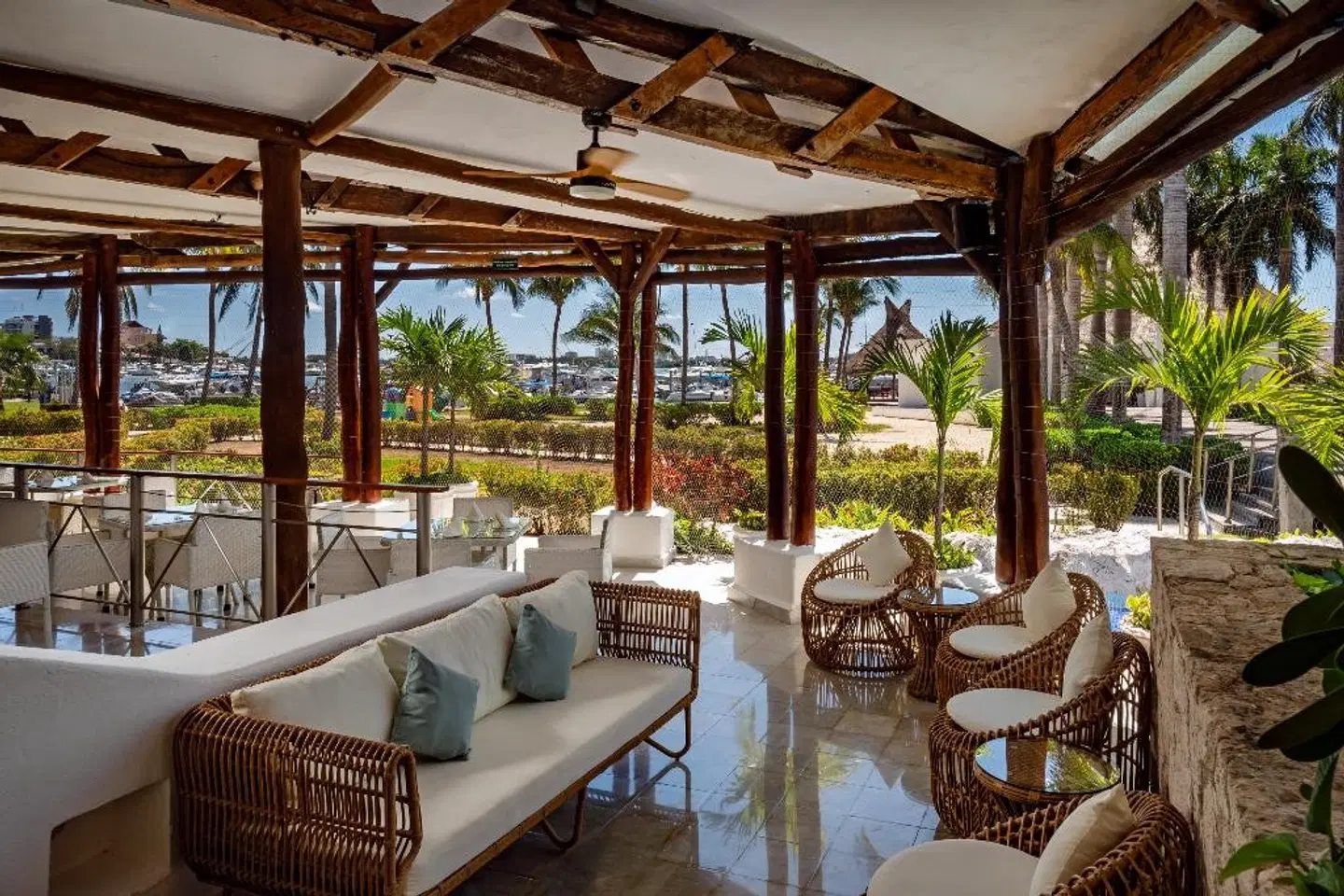 Sunset Royal Beach Resort Restaurant