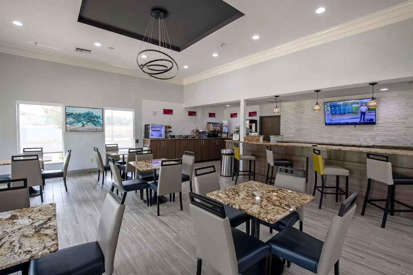 Best Western Plus Vermilion River Inn & Suites Restaurant
