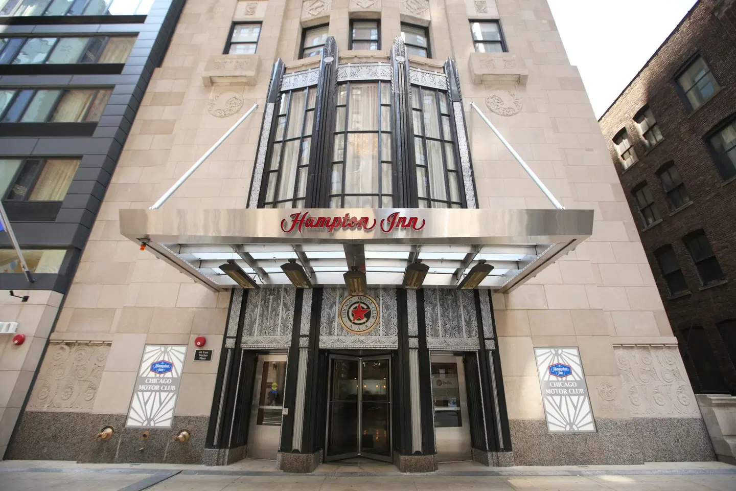 Hampton Inn Chicago Downtown/N Loop/Michigan Ave EXTERIOR