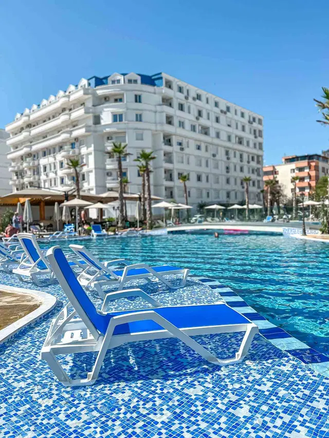 Fafa Aqua Blue Hotel OUTDOOR_POOL