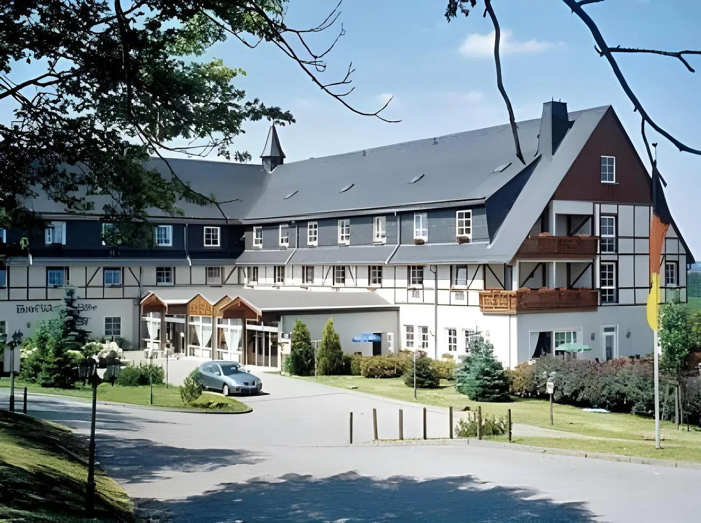 Panorama Berghotel Wettiner Höhe EXTERIOR