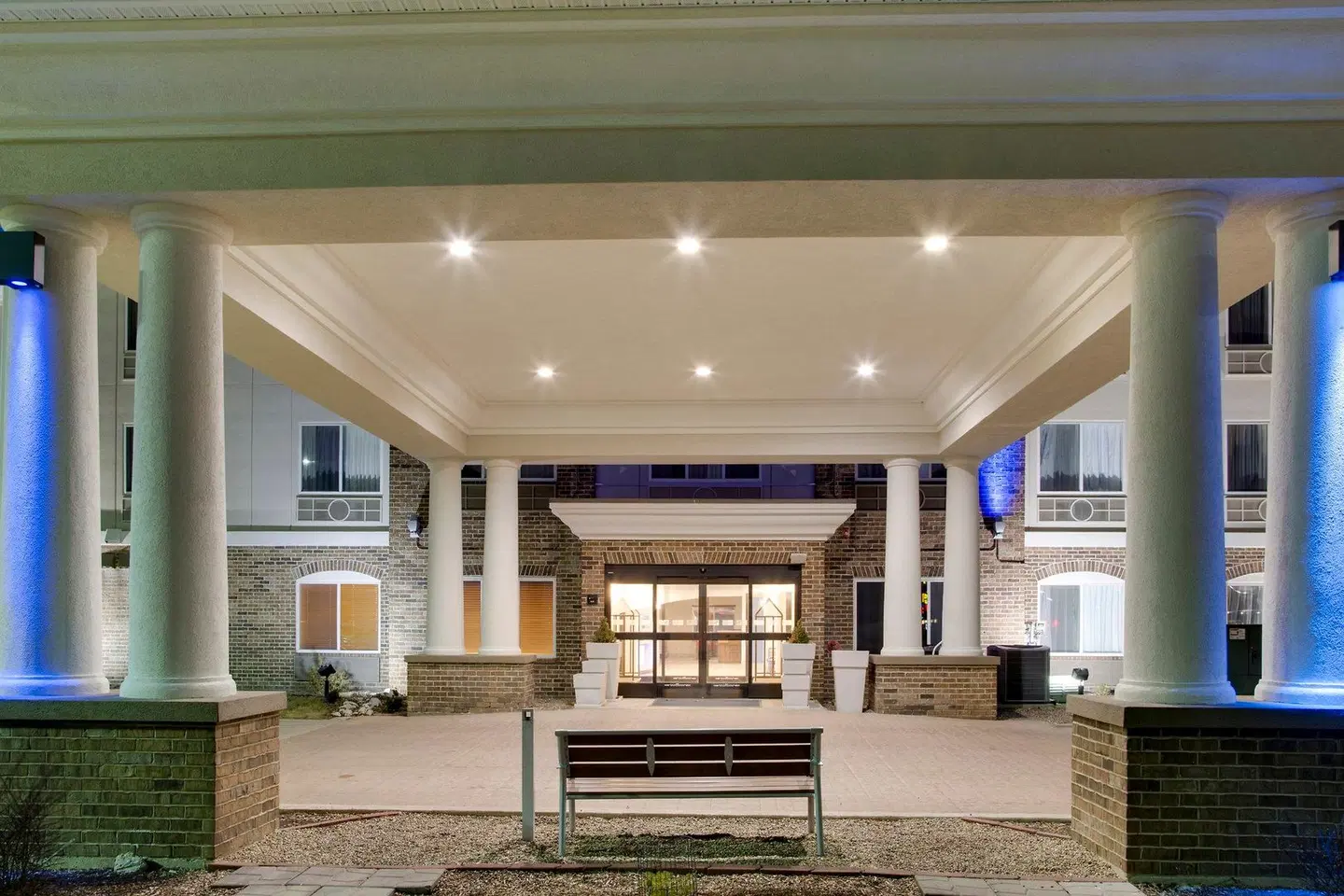 Holiday Inn Express & Suites Jacksonville by IHG LOUNGE_LOBBY