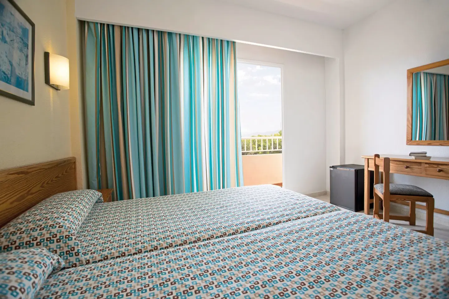 Invisa Ereso ROOM_EXAMPLE