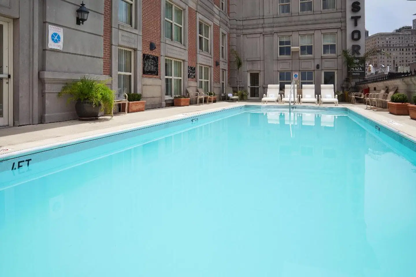 Crowne Plaza New Orleans French Qtr - Astor by IHG OUTDOOR_POOL