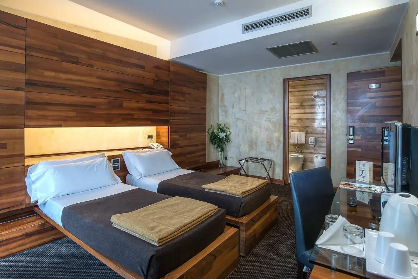 Tritone Rome ROOM_EXAMPLE