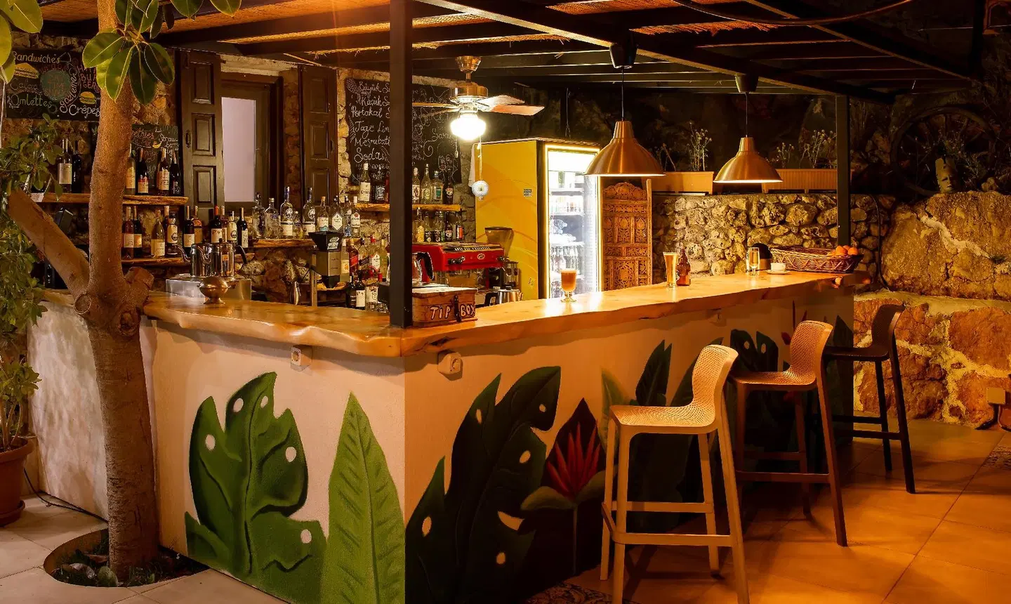Hotel Luna Ka' Bar