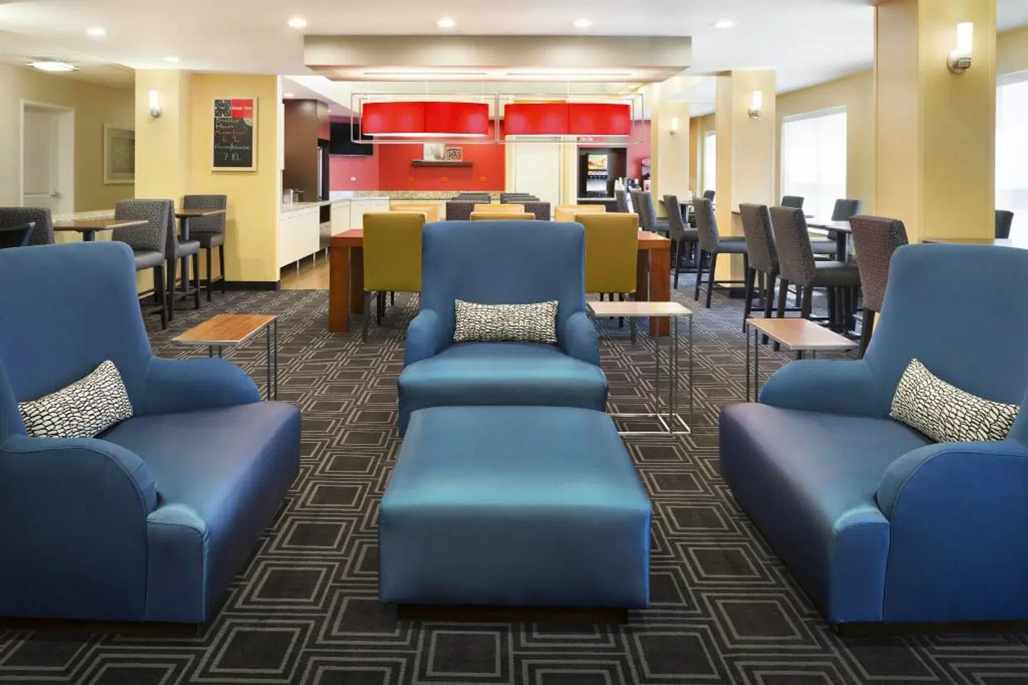 TownePlace Suites by Marriott Chicago Naperville LOUNGE_LOBBY