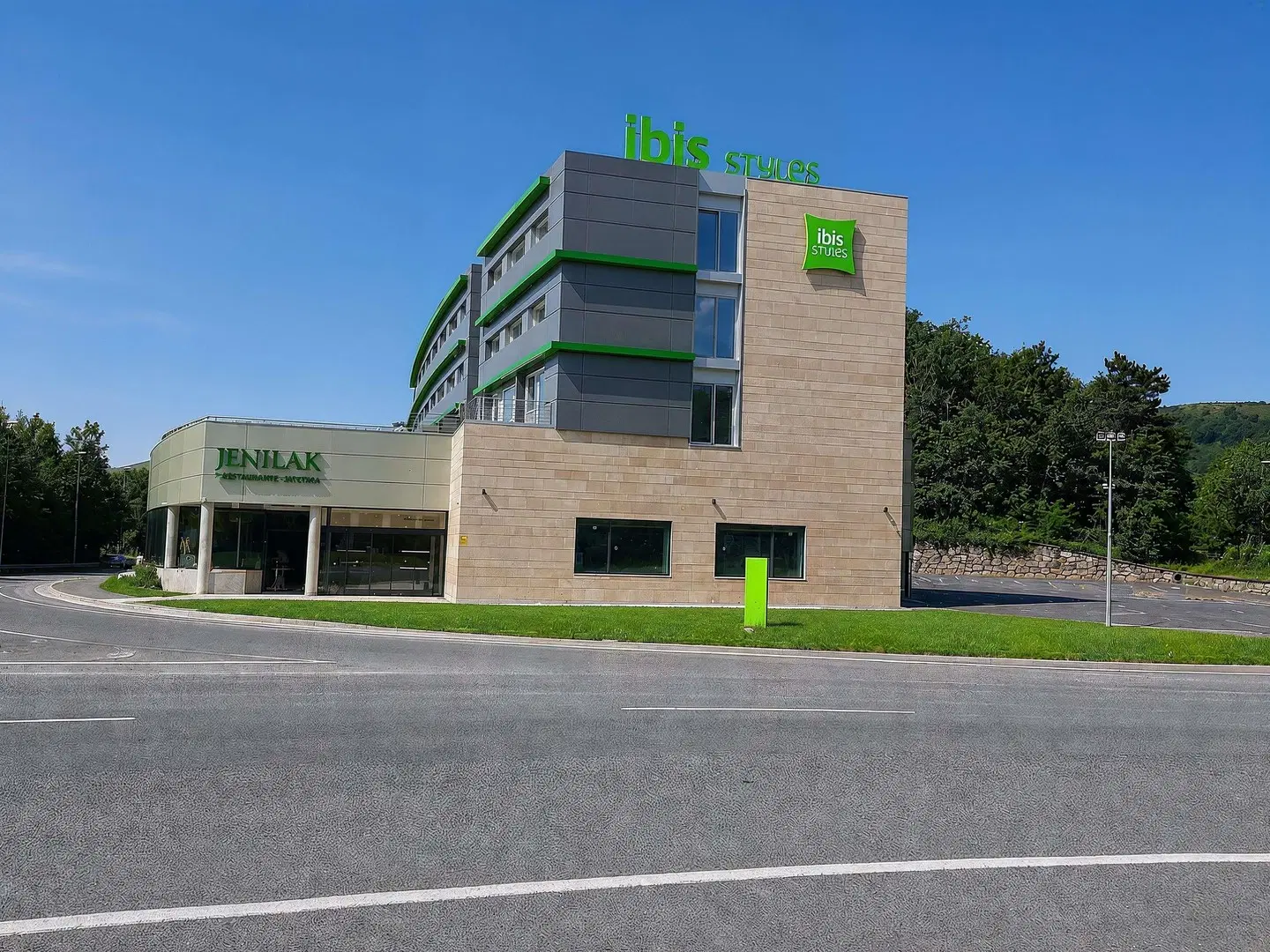 ibis Styles Zumaia Zestoa EXTERIOR
