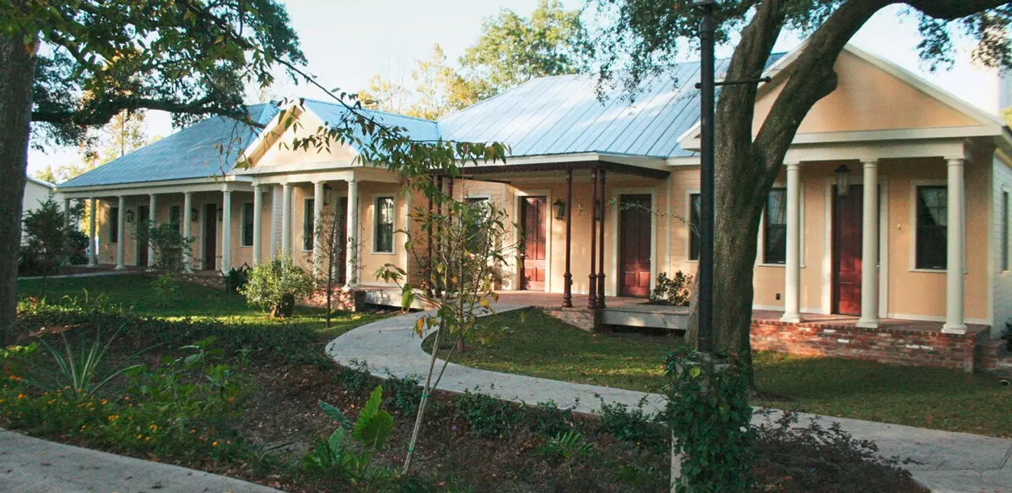 The Inn at Houmas House and Gardens EXTERIOR