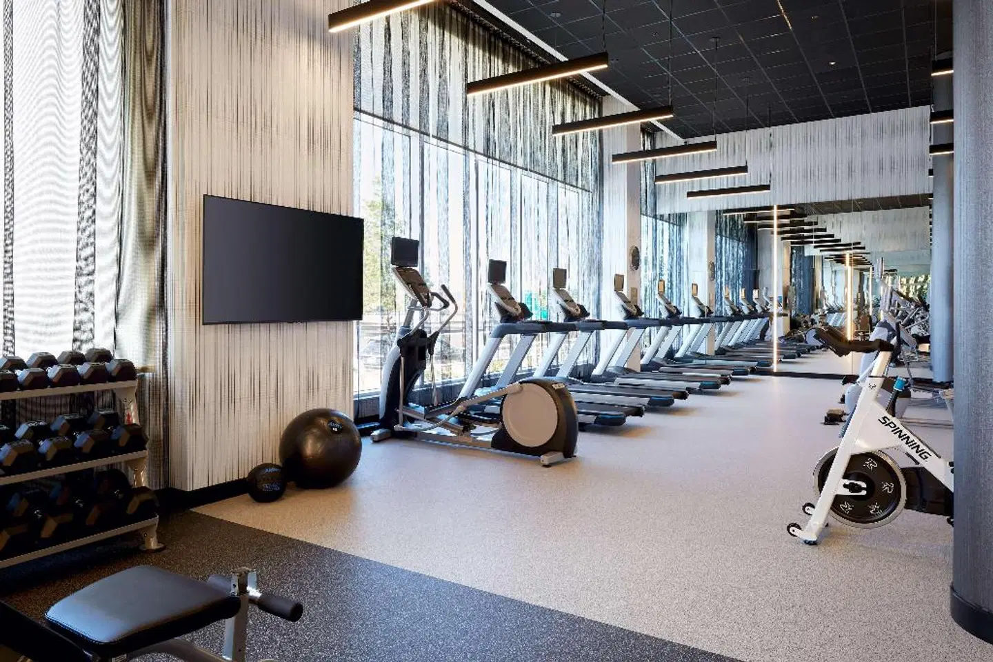 Hilton Garden Inn Montreal Midtown SPORTS_AND_LEISURE