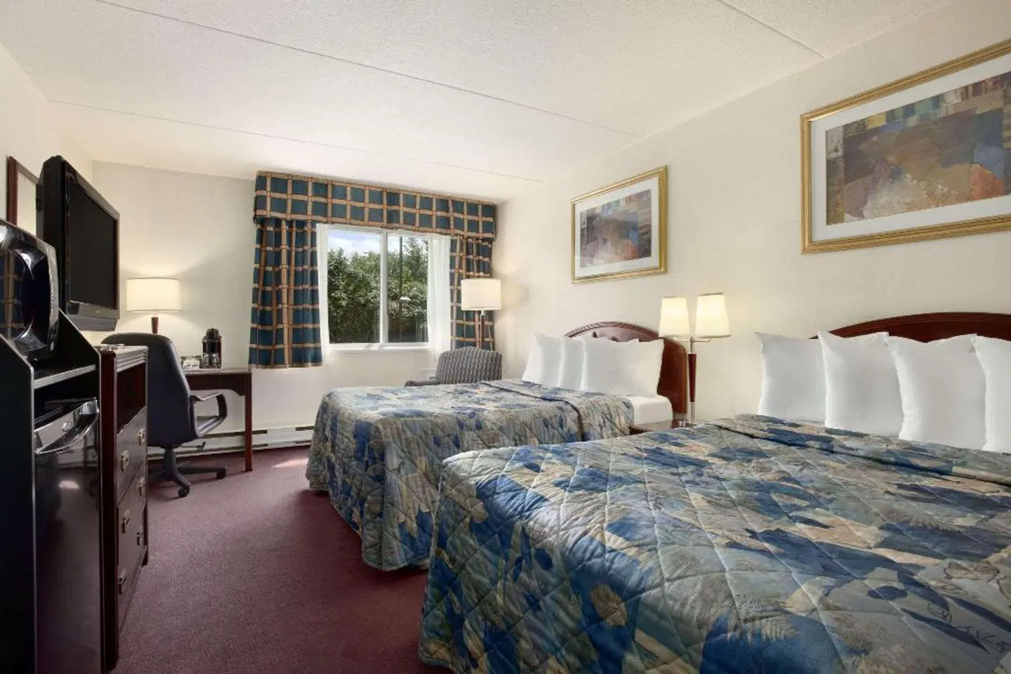 Travelodge Ottawa East ROOM_EXAMPLE
