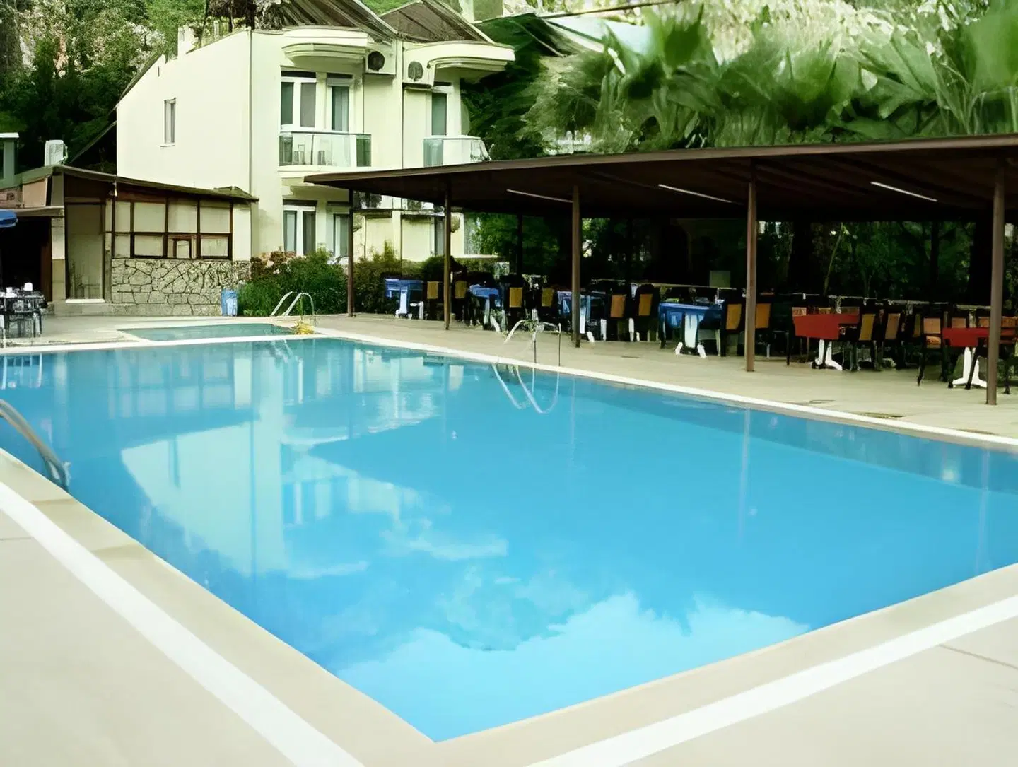 Canada Hotel OUTDOOR_POOL