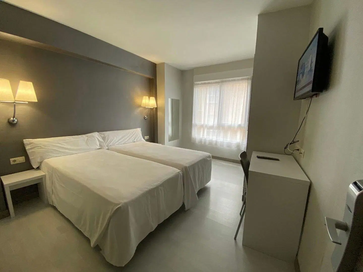 Bilbi ROOM_EXAMPLE