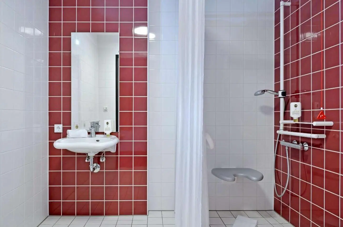 B&B Hotel Bremerhaven Badezimmer