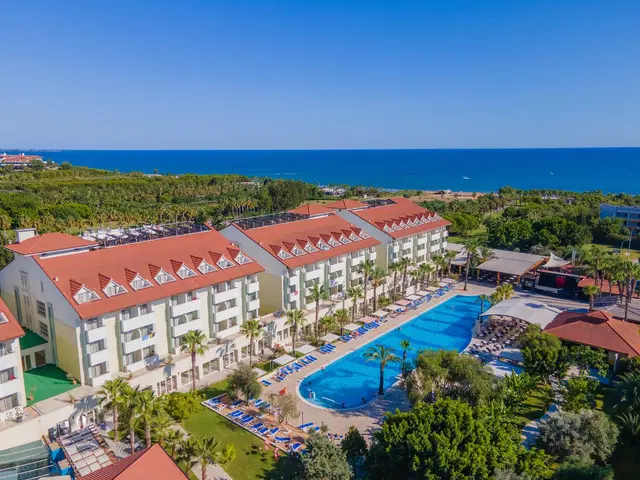 Süral Resort EXTERIOR