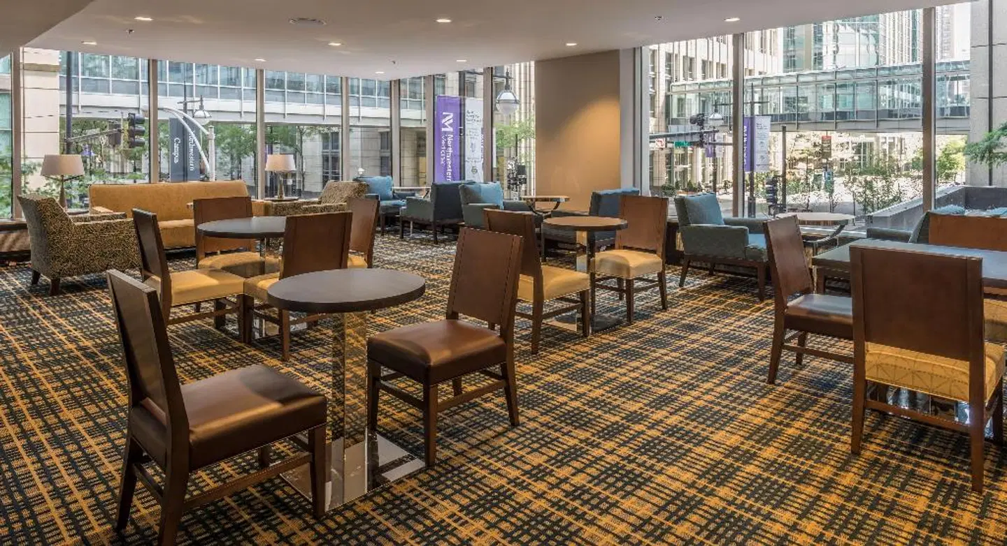 Homewood Suites by Hilton Chicago Downtown/Magnificent Mile Bar