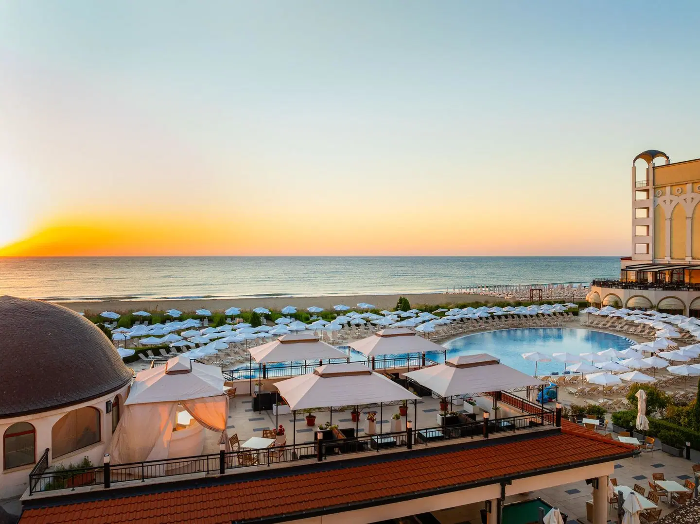 Alua Helios Bay BEACH